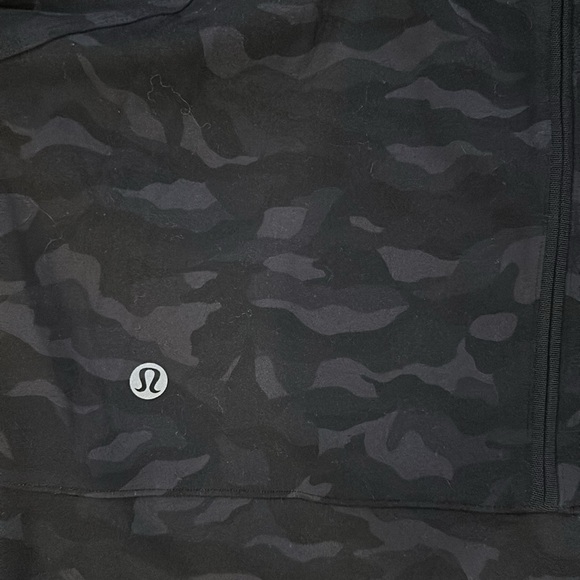 Lululemon Black Camouflage  zip up jacket - Picture 6 of 13